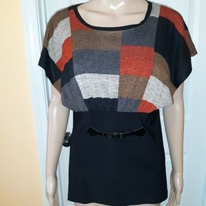 Color block tunic short sleeve top
